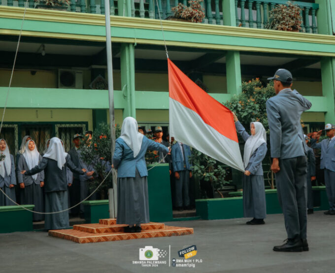 Semangat Juang Mewarnai Upacara Bendera Pertama di SMA Muhammadiyah 1 Palembang Pasca Libur Idul Fitri