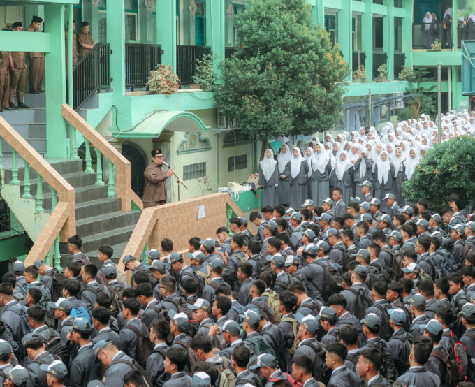 Semarak Apel Pembagian Kelas dan Sambutan Peserta Didik Baru di SMA Muhammadiyah 1 Palembang