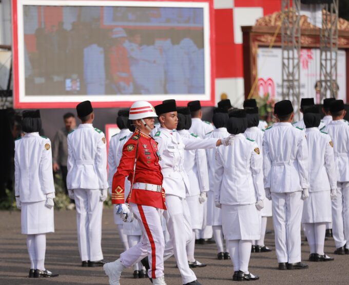 MEREKAHNYA SEMANGAT MERAH PUTIH: KISAH PUTRA-PUTRI SMAMSA DI PASKIBRAKA KOTA PALEMBANG 2025